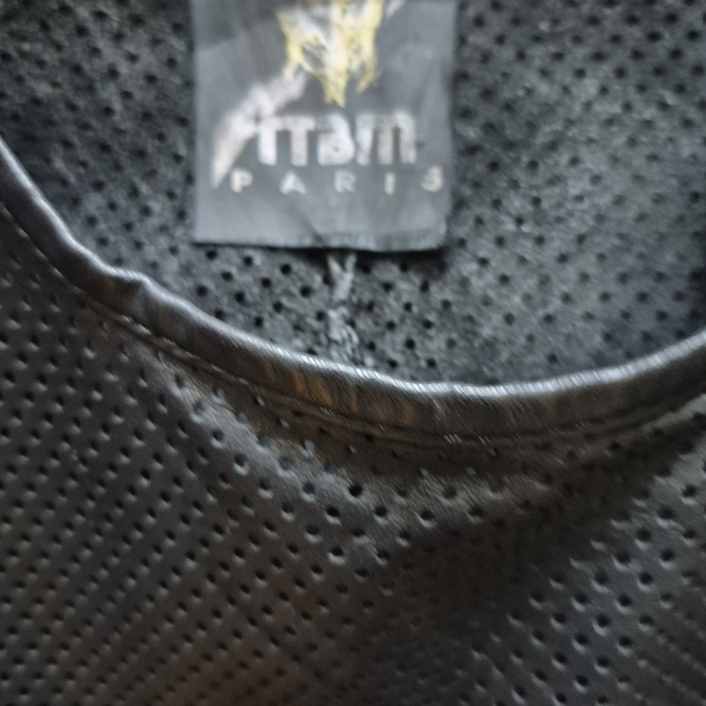 Black Men's Tank Top "DISCOUNTED" - Picture 6 of 9